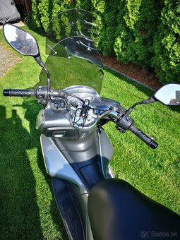 SKUTER HONDA PCX125 - 9