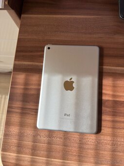 Ipad mini 4 16GB + obal - 9