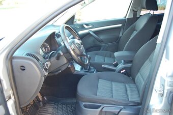 Škoda Octavia Combi 1.6 TDI, 2011 - 9