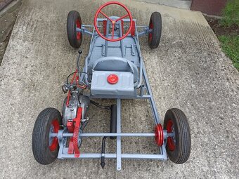 Historicka motokara - 9