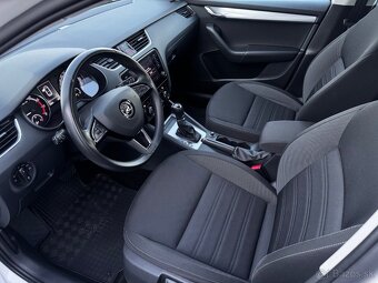 Škoda Octavia 2.0 TSI Ambition DSG - 9