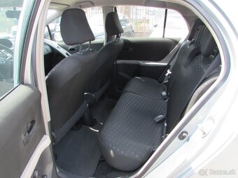 Toyota Yaris 1.3 VVT-I Terra Cool - 9