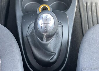 Renault Twingo RS 1.6i16v KLIMA TEMPOMAT ALU benzín manuál - 9