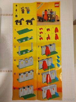 LEGO Castle 6040 Blacksmith Shop - 9