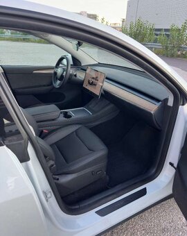 Tesla model Y, Performance , 59 000 km. - 9