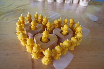 Sviečky zo včelieho vosku a ozdoby na stromček - 9