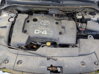 Toyota Avensis 2,0 D4D - 9