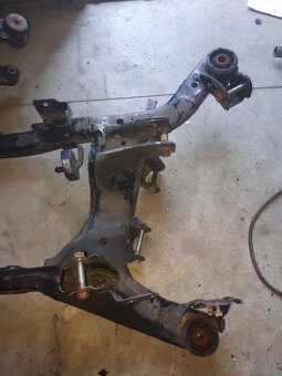 Subaru outback zadní napravnice 2009-2014/2015-2022 - 9