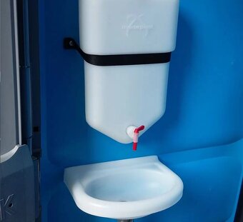 Nová mobilná toaleta, kadibudka, prenosné WC, TOI - 9