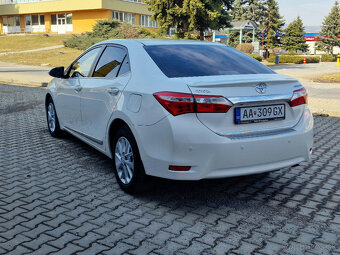 Toyota Corolla 1.6 l automat Valvematic Executive MDS - 9