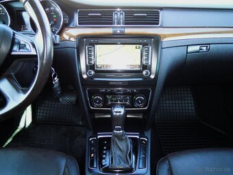 Škoda Superb 2.0TDi L&K SERVIS-125KW-DSG - 9