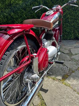 Jawa 250 Perák - 9