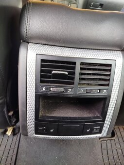 Volkswagen Touareg 3,0 TDI, 6 AT, r.v. 2007 - 9