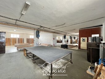 Na predaj skladový objekt v Nových Zámkoch - 9