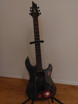 Predám elektrickú gitaru Cort KX100 - 9