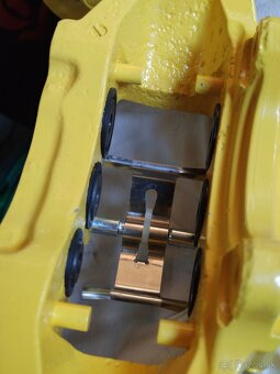 6- piesty BREMBO Porsche 350mm - 9