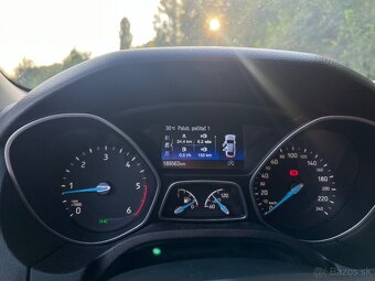 Ford Focus Combi 1.5 TDCi Titanium - 9