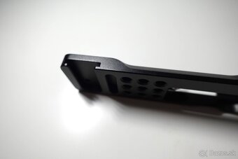 UURig "klietka" pre Sony ZV-1 - 9