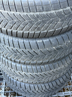 PREDÁM 4 kusy zimné pneumatiky GOODYEAR 255/65 R18 111H - 9