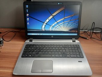 predám na diely notebooky HP 2. - 9