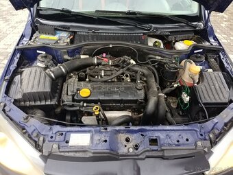 Predám Opel Combo 1.7 DTI rv 2004 55kw - 9