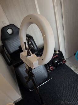 Vybavenie do salónu - 9