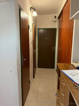 NA PRENÁJOM ÚTULNY 1-IZBOVÝ BYT NA RAJČIANSKEJ UL. VO VRAKNI - 9