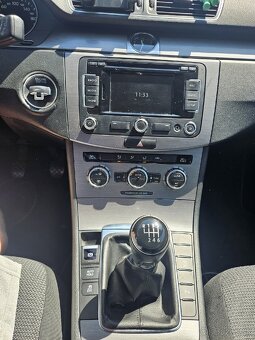Predám VW Passat Variant 1,6tdi 2013 - 9