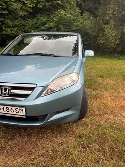 Honda FRV -6 miestna - 9