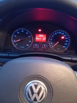 VW Golf V 1.4 16V 55 kW - 9
