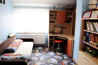 Predám 6 - 7 izbový dom - 9