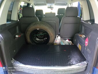 Volkswagen Touran 1.6 benzín+lpg - 9