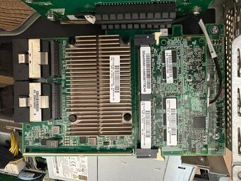 Server HP DL80 Gen9 - 9