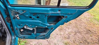 Predam na škodu octavia 1 viac dielov - - 9