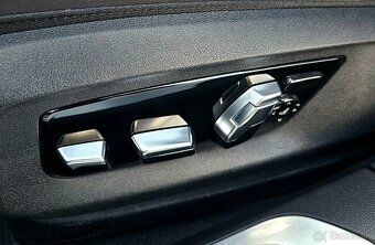 BMW 7 740d xDrive M.sport A/T - 9