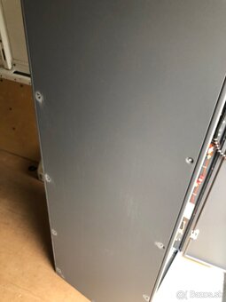 Oceľovo-plechová elektrická rozvodná skriňa rack - 9