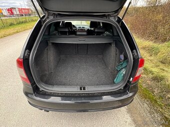 Škoda Octavia Combi RS 2.0 TDi 125 kW - 9