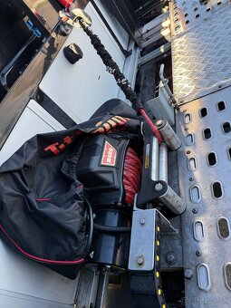 FORD TRANSIT 2.0 TDCI ODŤAHOVKA - 9