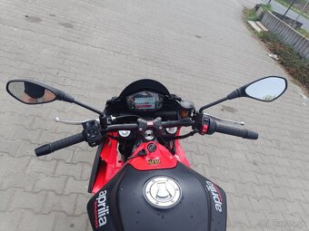 Aprilia Tuono 660 - 9