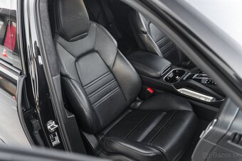 Predám Porsche Cayenne Turbo - 9