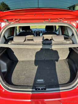 Kia Venga 1.4 benzín 66kW | 1/2011 | 124 000 km | 1.m. | STK - 9