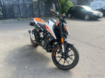 KTM DUKE 390 08/2022 2500KM - 9