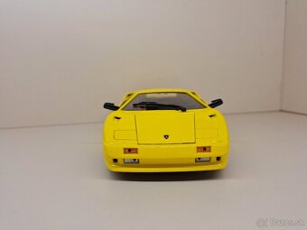 1:18 LAMBORGHINI DIABLO - 9