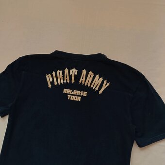Pirat Army Separ release tour čierne tričko s potlačou M - 9