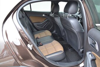 Mercedes-Benz GLA 200d A/T - 9
