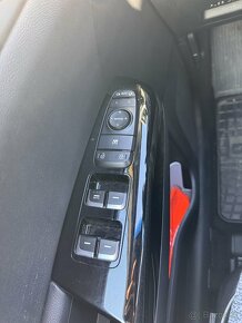 Kia Sportage QL 1,6T-GDi 4WD AT GT LINE 2016 - 9