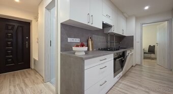 ⌂ Predaj trojizbový byt 68m2/ staré sídlisko Prievidza - 9
