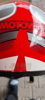 Prilba na motocykel - 9