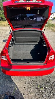 Škoda Octavia Tour 1.6 75kw - 9