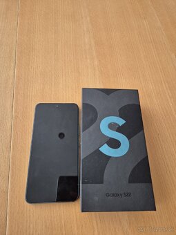 Samsung Galaxy S22 128 top stav - 9